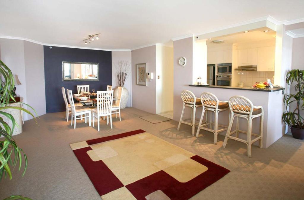 גולד קוסט Ocean Sands Resort חדר תמונה